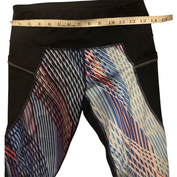 Athleta Womens Mosaic Relay Capri 2.0 Multi Size S - Picture 9 of 12